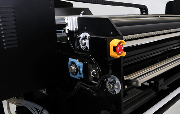 FABRIC FEEDING SYSTEM